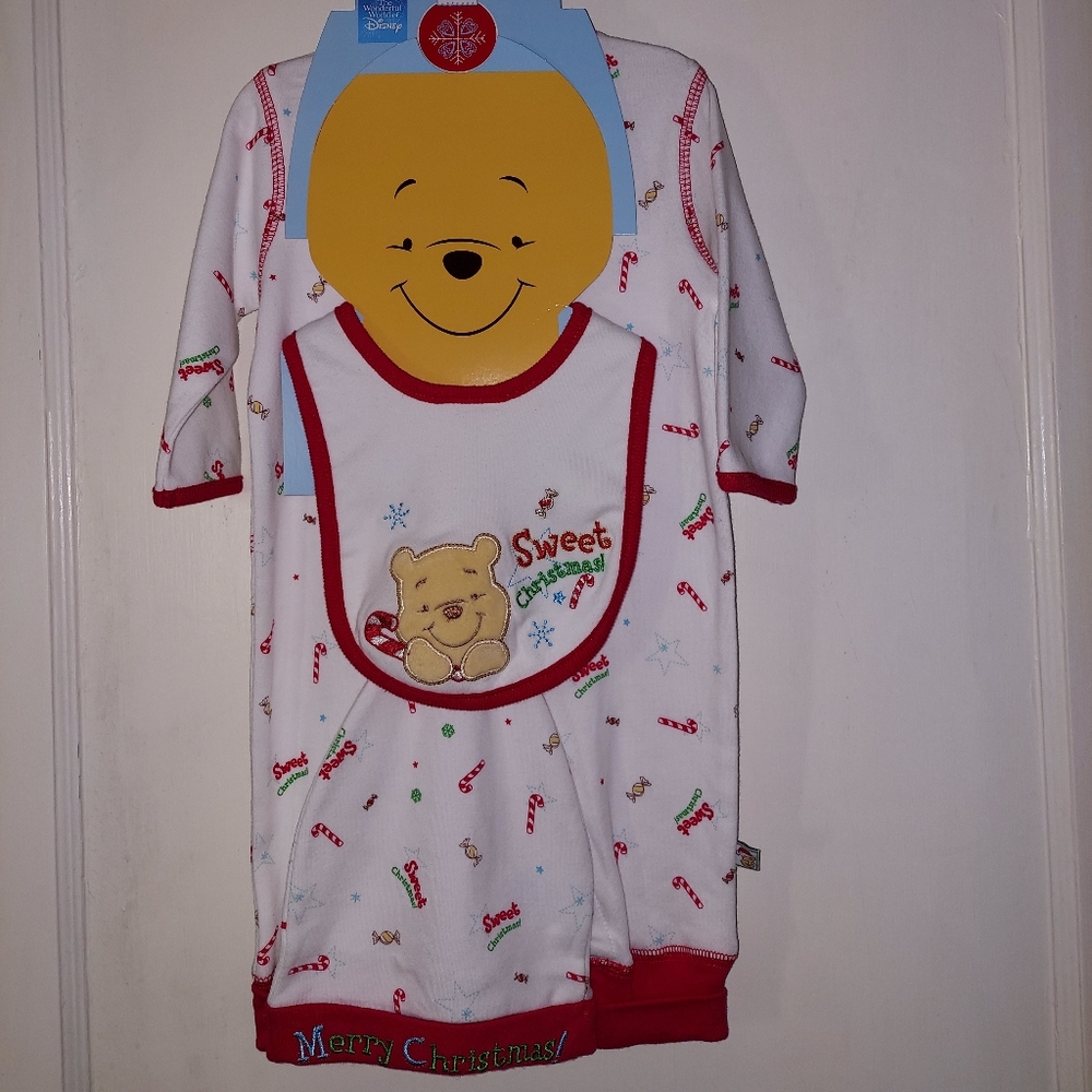 Disney Pooh 1st Christmas 3/6 month set